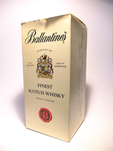 【古酒】70年台後半〜80前半流通青赤旗　Ballantine's FINEST Whisky Ballantine's Finest, gift box, 700 ml Ballantine's Finest