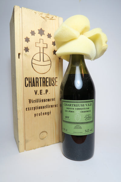 CHARTREUSE V.E.P. 木箱入り 54% CHARTREUSE VEP 1976-1982 VERTE 54% 1 LITER