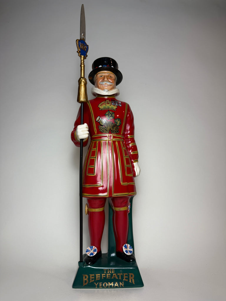 James Burrough's Beefeater London Dry Gin Porcelain Beefeater Yeoman Decanter - 1960s (47%, 75.7cl)