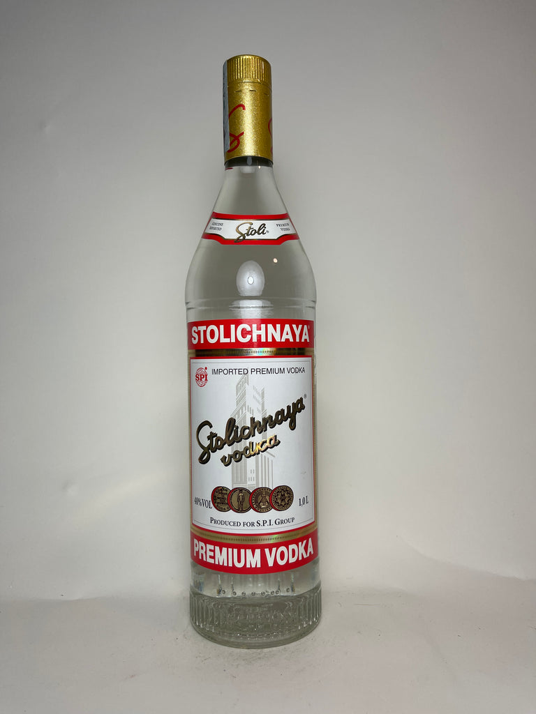 Stolichnaya Latvian Vodka - late 1990s (40%, 100cl)