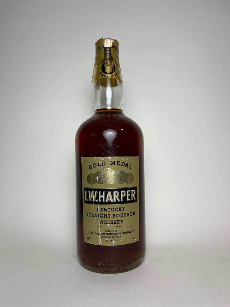 I.W. Harper 5YO Kentucky Straight Bourbon Whisky - Distilled 1965 / Bottled 1970 (43%, 114cl)