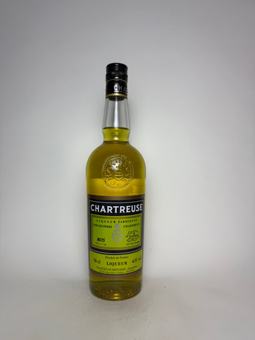 Chartreuse, Yellow, Voiron, Santa Tecla - Bottled 2025 (43%, 70cl)