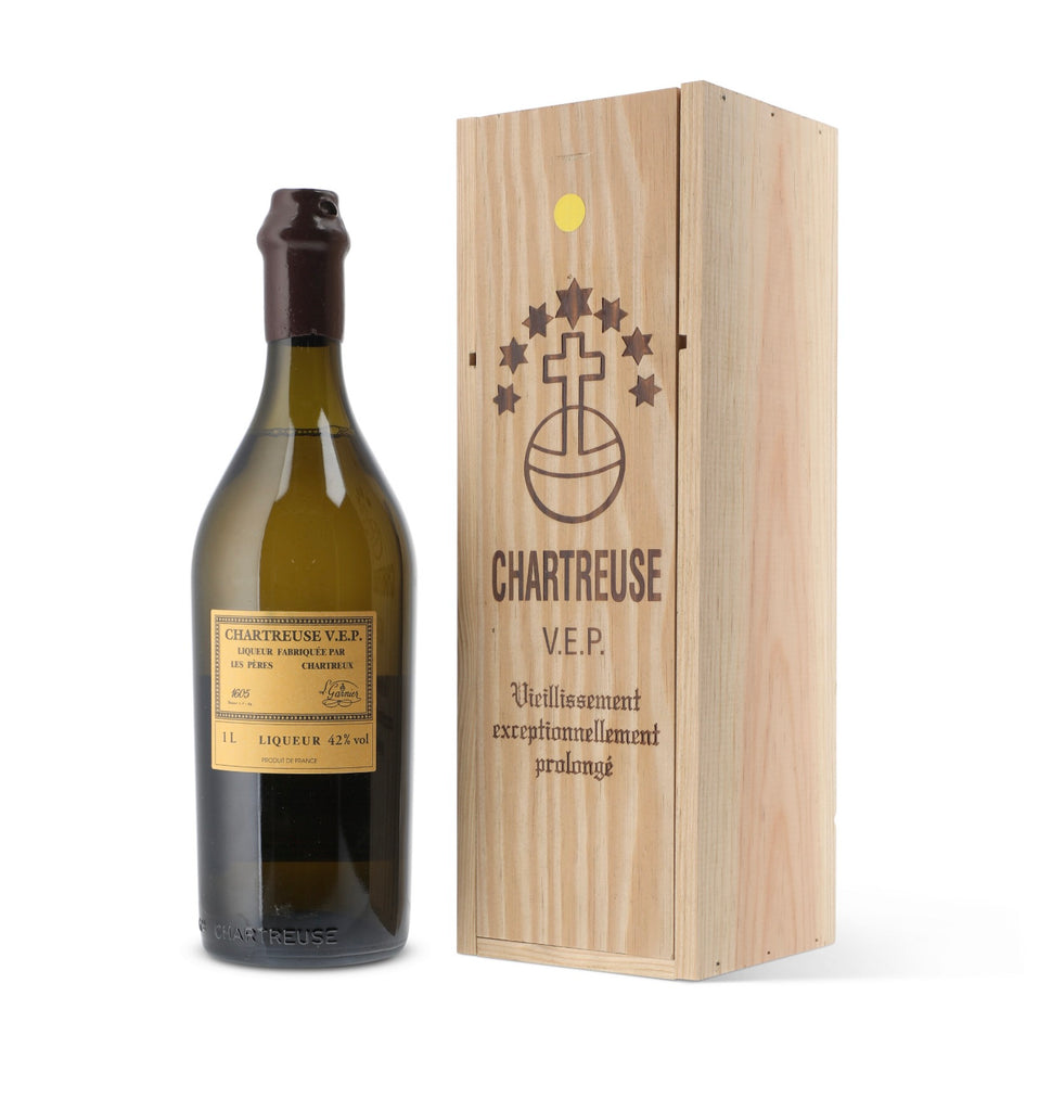 Chartreuse V.E.P., Yellow, Voiron - Bottled 2019 (42%, 100cl)