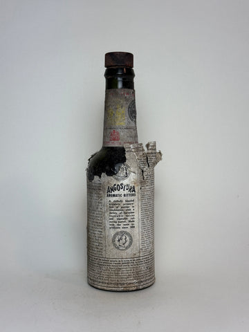 Dr. J. G. B. Siegert & Sons Angostura Aromatic Bitters - 1936-52 (44.5%, 23.6cl)