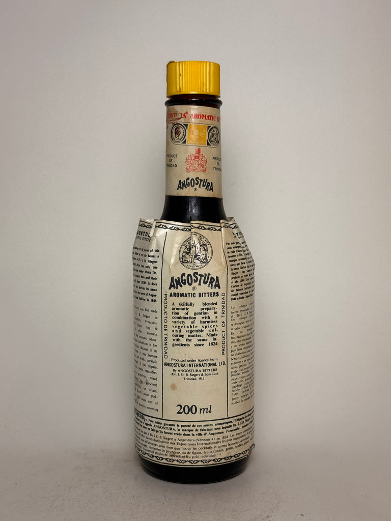 Dr. J. G. B. Siegert & Sons Angostura Aromatic Bitters - 1970s (44.7%, 20cl)