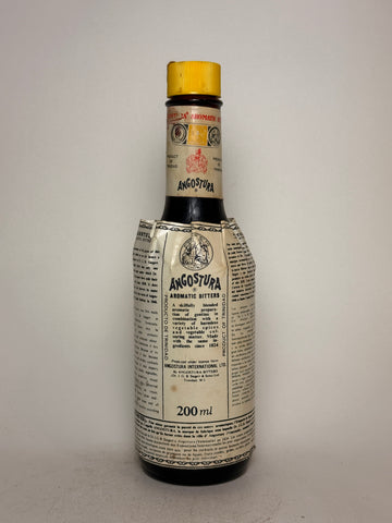 Dr. J. G. B. Siegert & Sons Angostura Aromatic Bitters - 1970s (44.7%, 20cl)
