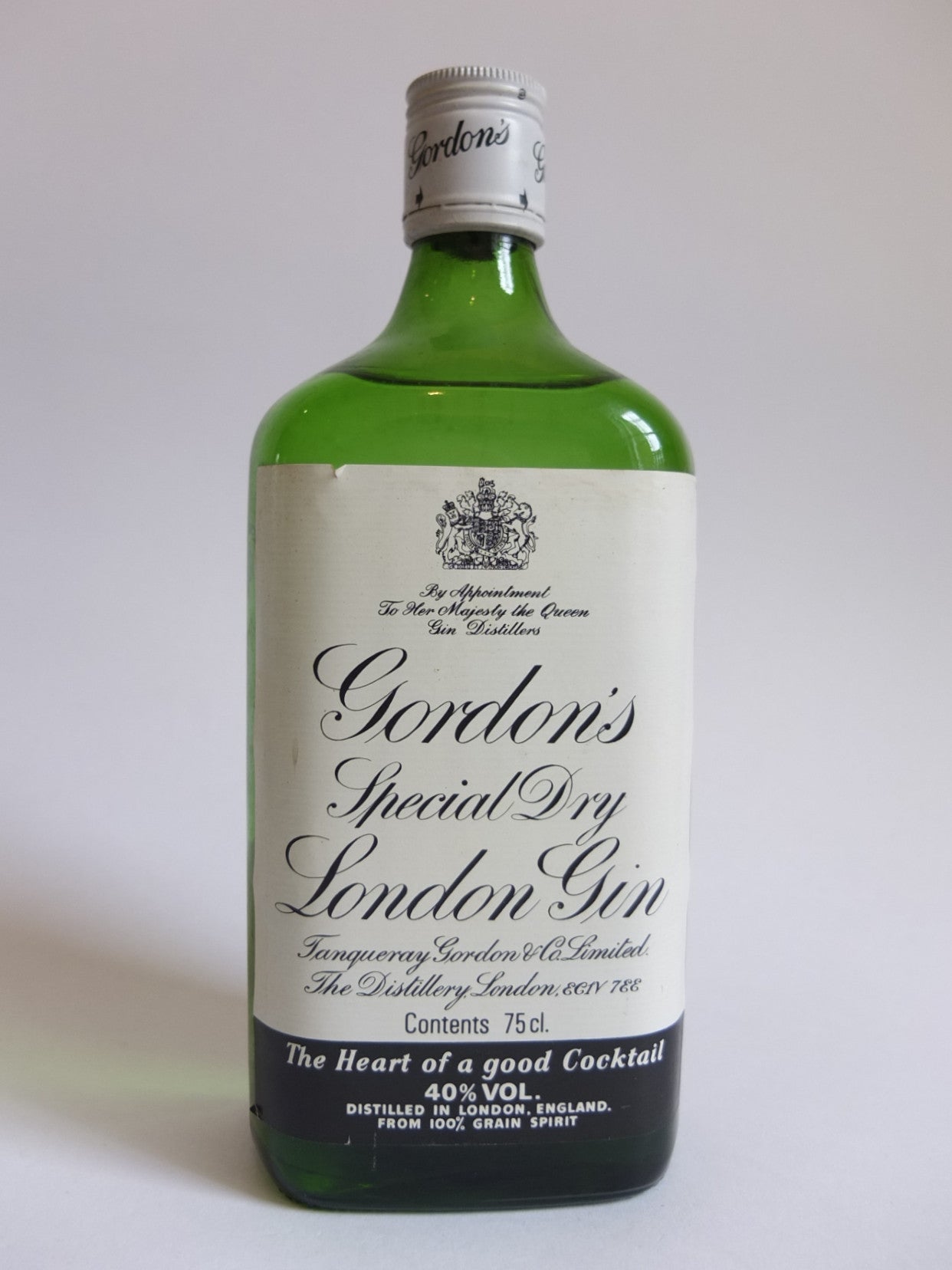 Gordon's Special Dry London Gin - 1980s (40%, 75cl) – Old