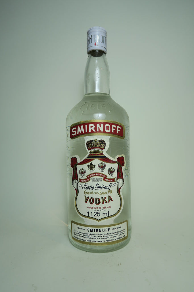 Smirnoff Red Label Vodka - 1970s (37.5%, 113cl)