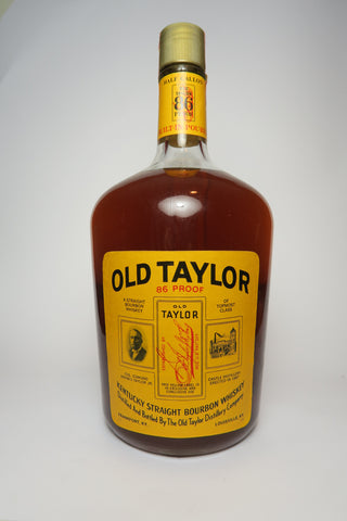 Old Taylor 4YO Kentucky Straight Bourbon Whiskey - Distilled 1970 / Bottled 1974 (43%, 189cl)