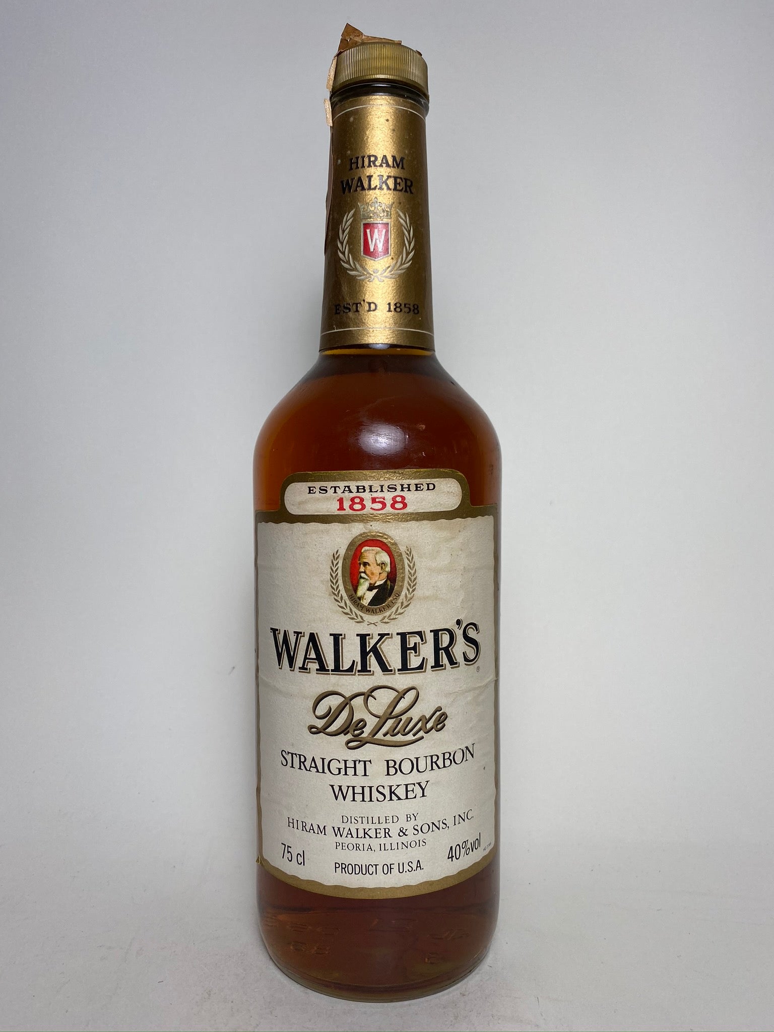 Hiram Walker's De Luxe Illinois Straight Bourbon Whisky