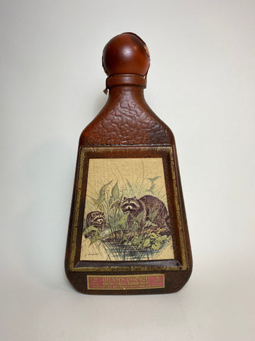 James B. Beam Distilling Co. Beam 8YO Kentucky Straight Bourbon Whiskey in Glass Decanter Painted with Raccoon after James Lockhart - Distilled 1970 / Bottled 1978 (40%, 75cl)