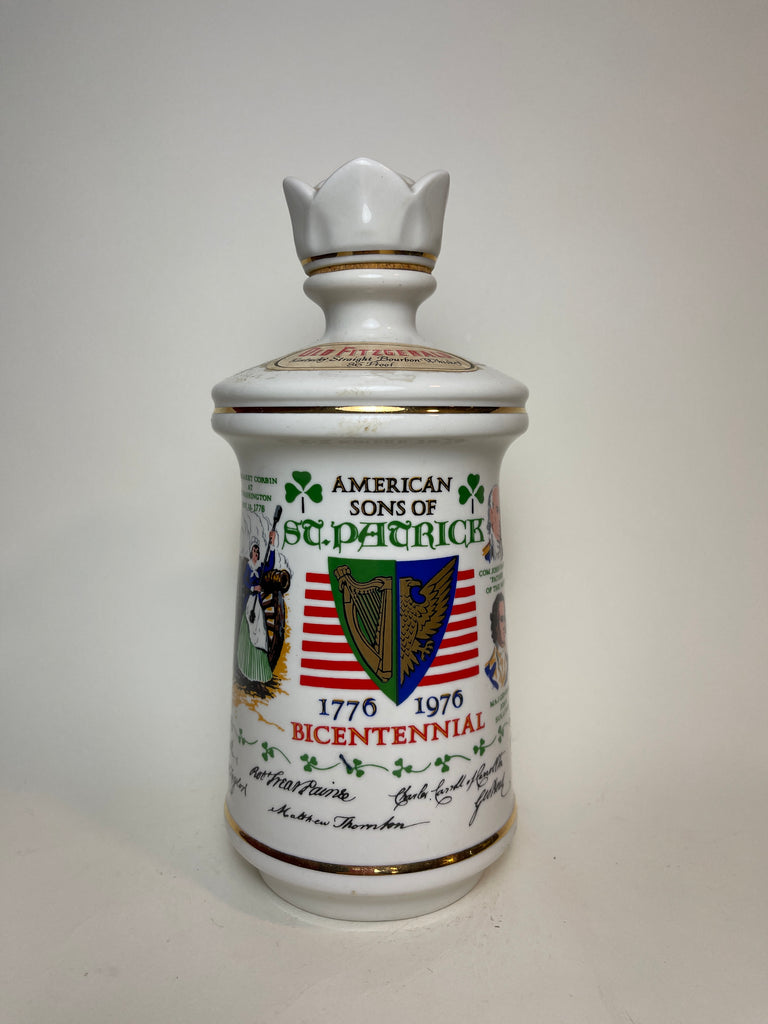 Old Fitzgerald Kentucky Straight Bourbon Whiskey American Sons of St. Patrick Bicentenial (1976-1976) Ceramic Decanter  - Bottled 1976 (43%, 75.7cl)