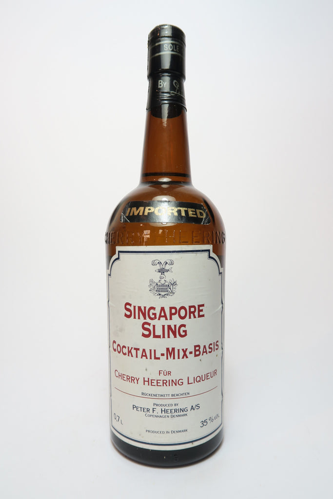Singapore Sling Cocktail Mix Basis for Cherry Heering Liqueur - 1970s (35%, 70cl)