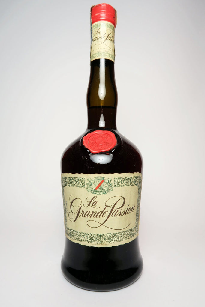 Marnier-Lapostolle La Grande Passion - Late 1980s / Early 1990s	(24%, 70cl)