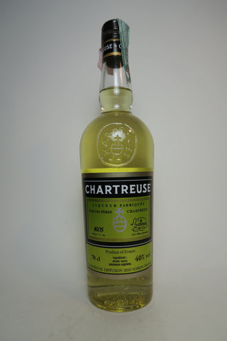 Chartreuse, Yellow, Voiron - Dated 920 (2004) (40%, 70cl)