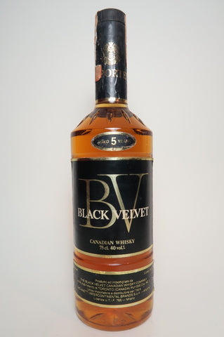 Black Velvet 5YO Blended Canadian Whisky - Distilled 1974 / Bottled 1979 (40%, 75cl)